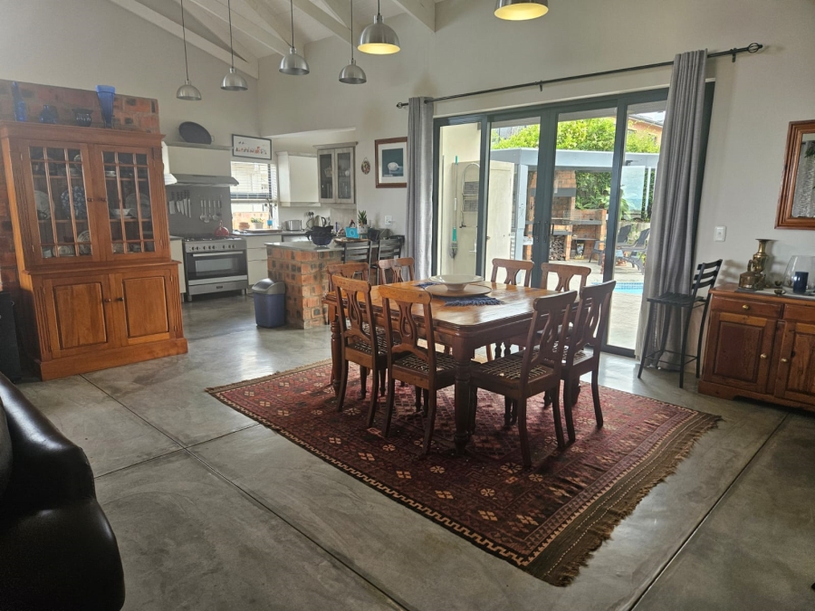 2 Bedroom Property for Sale in Stilbaai Wes Western Cape
